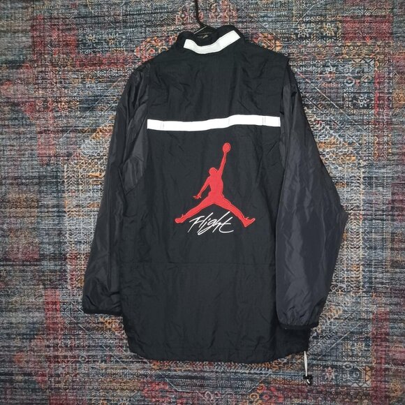 Vintage Jordan mens black BIG JUMPMAN LOGO windbreaker pullover L - Picture 1 of 8